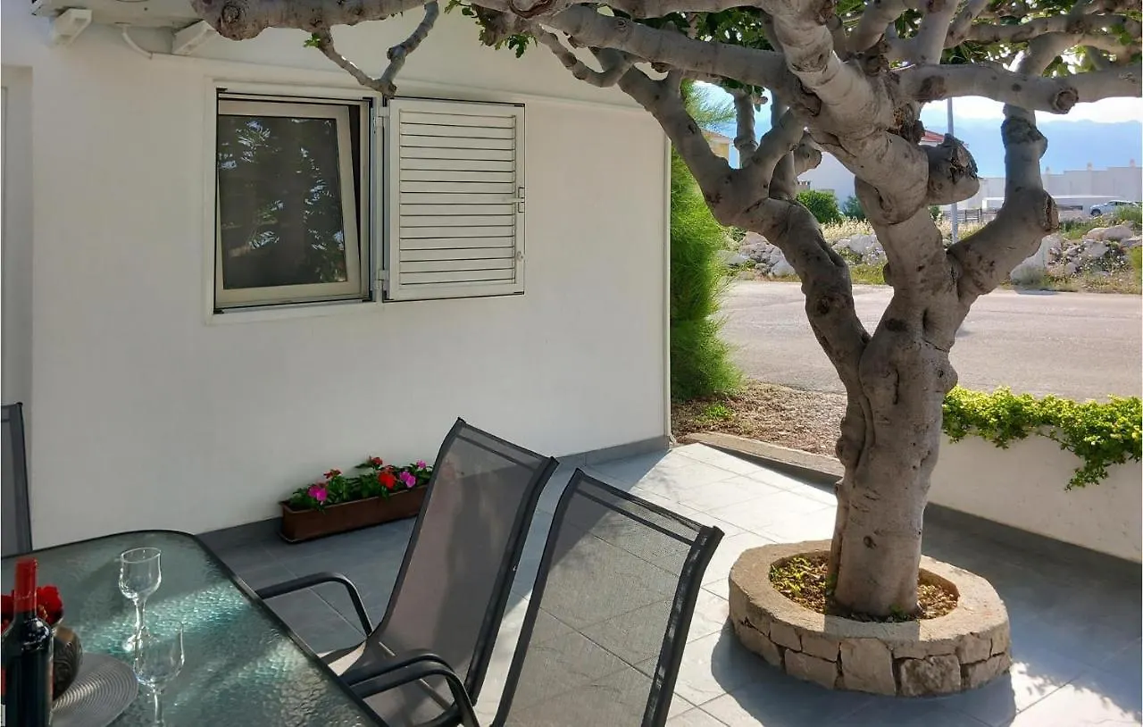 Stunning Apartment In Razanac With Wifi